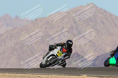 media/Oct-30-2022-CVMA (Sun) [[fb421c3cec]]/Race 11 Amateur Supersport Open/